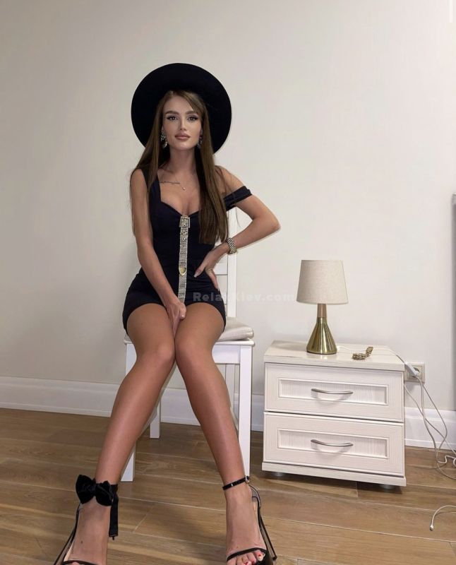 Kyiv escort : Ankella - photo 3