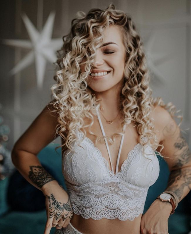 Kyiv escort : Snezhana - photo 2