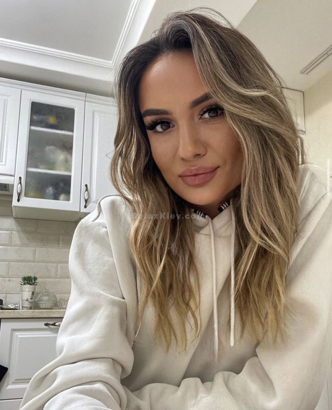 Kyiv escort : Maya? - photo 3