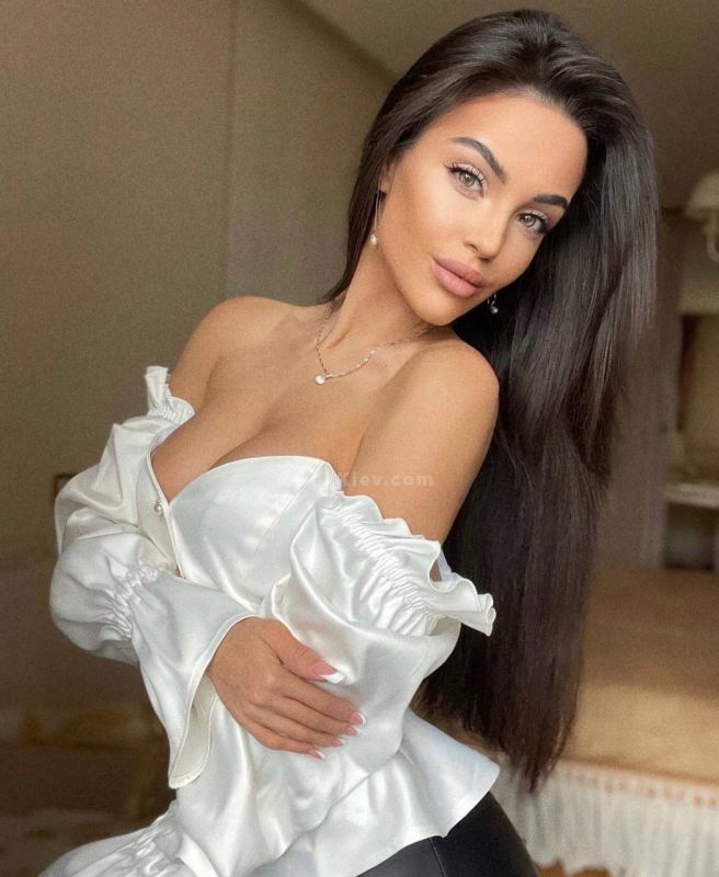 Kyiv escort : Eleonora - photo 3
