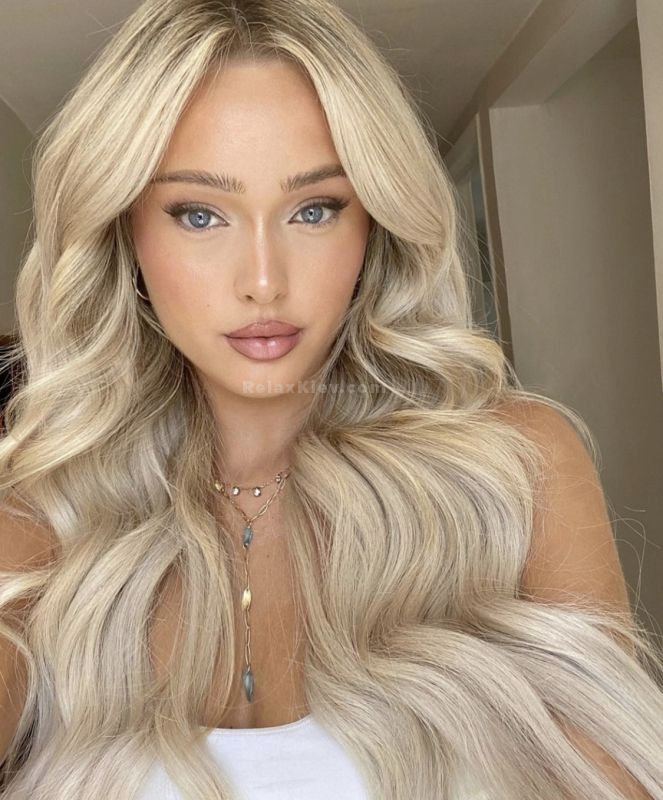 Kyiv escort : Viktoriya - photo 1