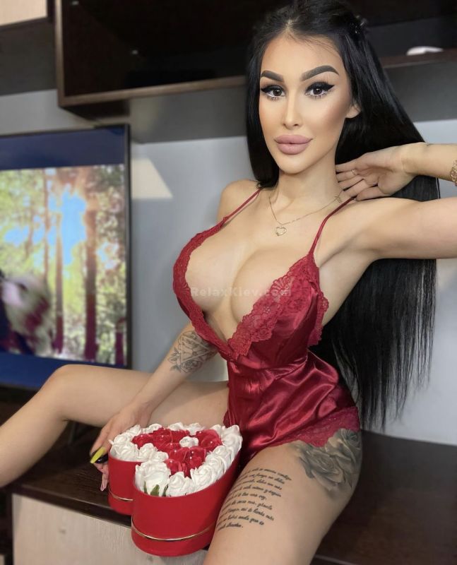 Kyiv escort : Emma - photo 1