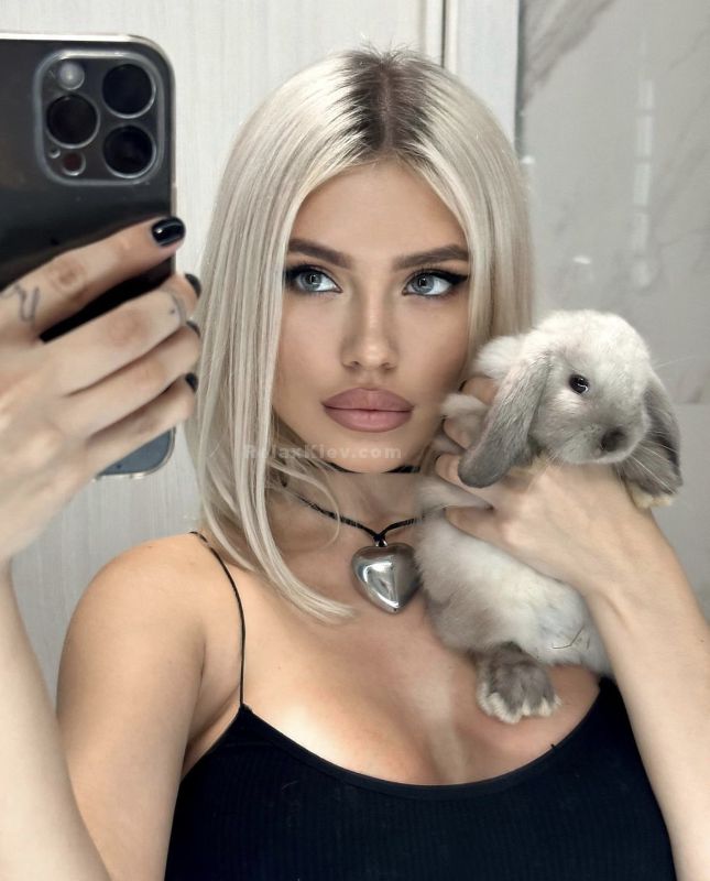 Kyiv escort : Kristinađź’‹ - photo 1