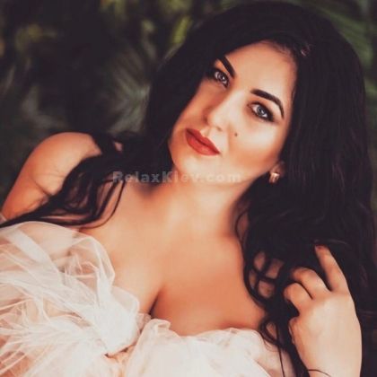Kyiv escort : Yulya, Slava - photo 3