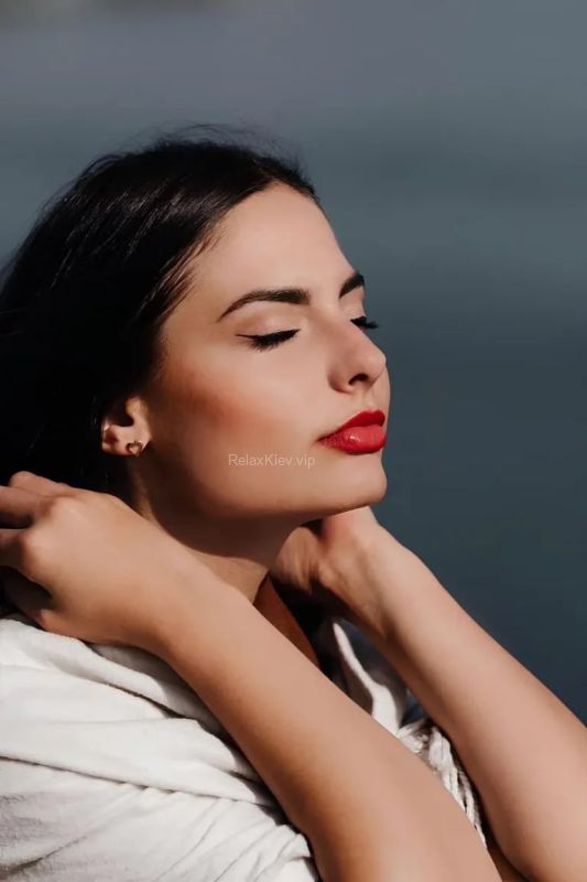 Kyiv escort : Marina - photo 3
